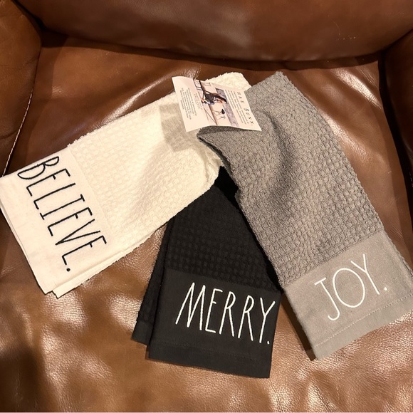 Rae Dunn BELIEVE, MERRY, JOY Set of 3 Kitchen Towels BRAND NEW! - Picture 1 of 1